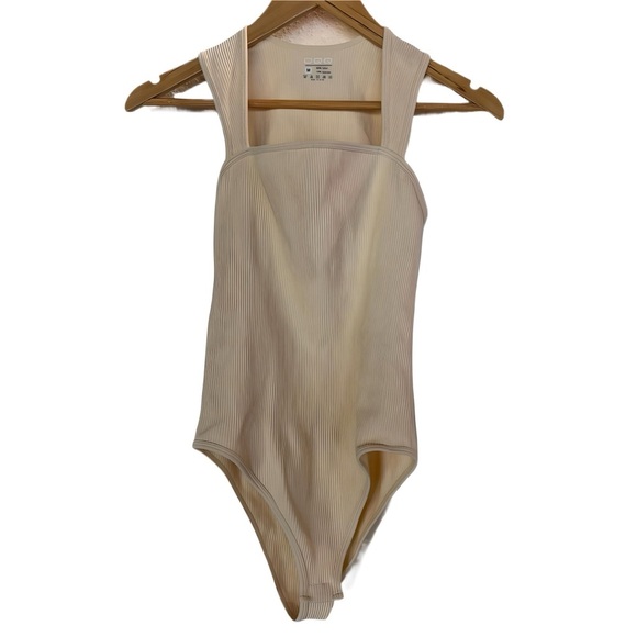 Chic Cream Ribbed Bodysuit - Picture 1 of 3